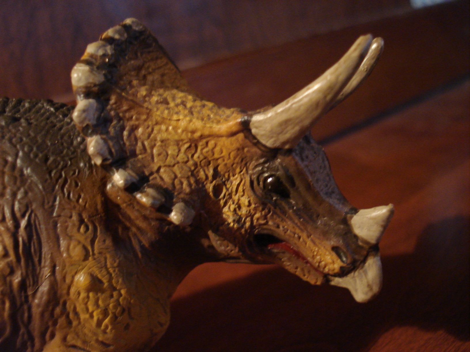 Triceratops (Carnegie Collection by Safari ltd)